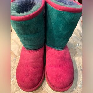 *SOLD* UGG Boots